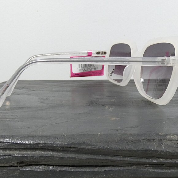HOST PICK! NWT Betsey Johnson FUN FABULOUS in The Details Square Sunglasses - Picture 5 of 10